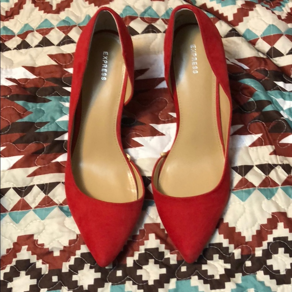 Express red  swede  3inch heel 10